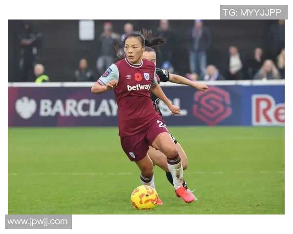 中国女足明星生活照曝光 展现球场外的真实魅力与个性风采 中国女足明星生活照曝光 展现球场外的真实魅力与个性风采